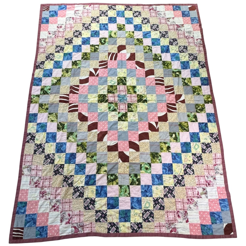 Vintage Handmade Scrappy Quilt Feedsack Drunkard's Patchwork Border 76x58